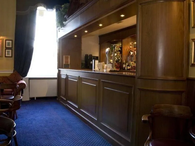 Royal Scots Club Hotel Edimburgo