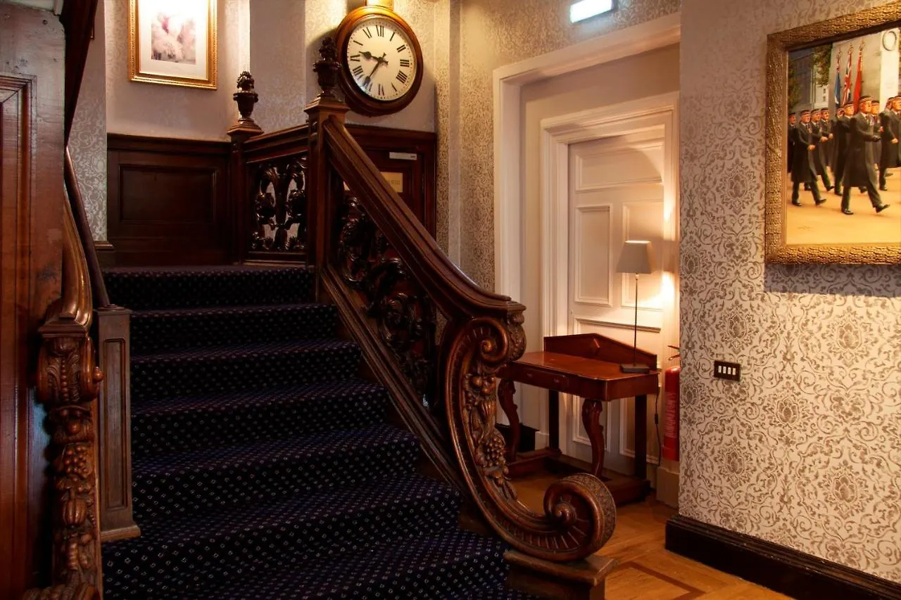 Hotel Royal Scots Club Edinburgh
